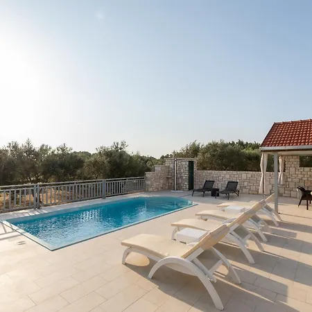 Family Friendly House With A Swimming Pool Vela Luka, Korcula - 23698 Σπίτι διακοπών